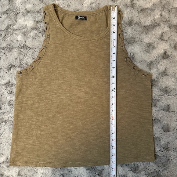 Miss Me Women's Sleeveless Tank Top Olive Green Shoelace Detail Sleeves Medium - Picture 8 of 12